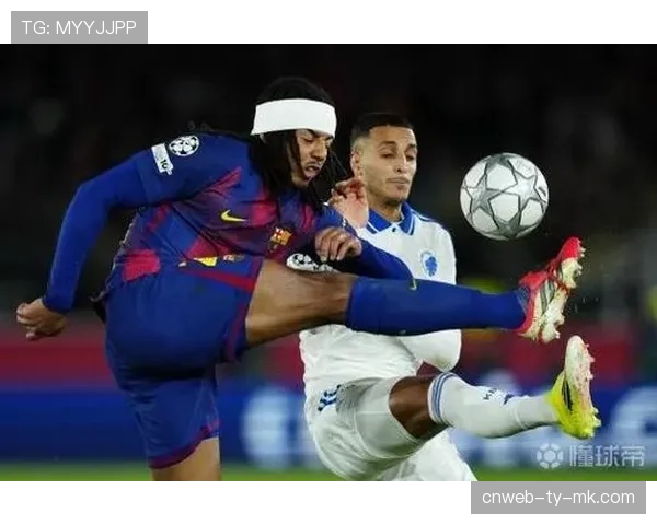 巴萨赛前训练重点演练两翼传中,亚马尔与巴尔德状态正佳